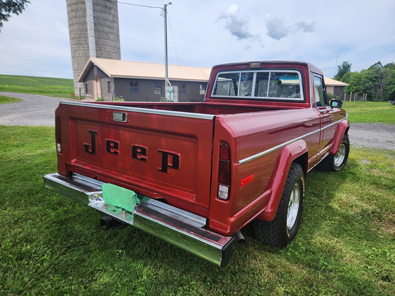 Jeep J10 1